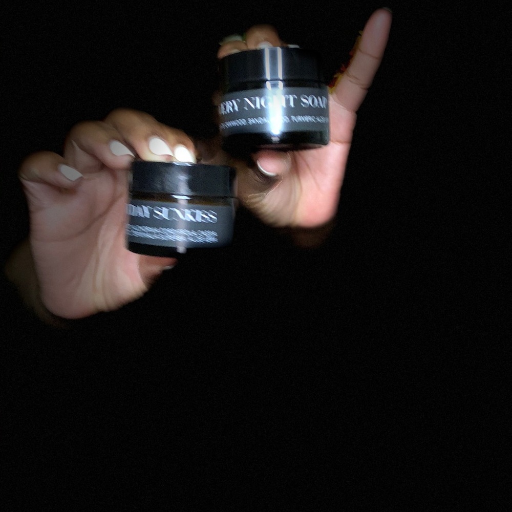 Cosmetic - Picture 2 of 8